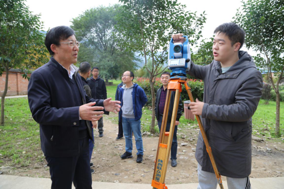 说明: http:/__local/6/E4/01/48768F0C07EE8AA10EBB38972C4_133D6CE1_C7B5A.png