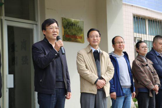 说明: http:/__local/A/87/48/047AE7F0F55F0D20D0FE6FF1A37_0311FFC5_C7B5A.png