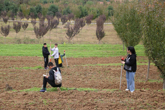 说明: http:/__local/A/CE/68/51F5FDC0BBC577632D495986B80_3308529F_C7B5A.png